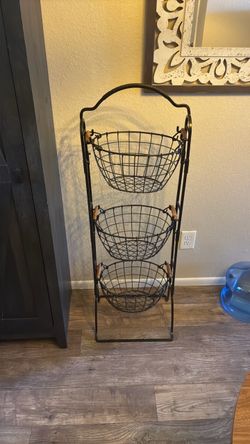 4 ft T x 16 in W x 10 in D hanging metal baskets