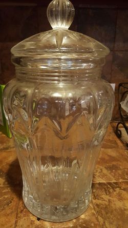 Glass jar