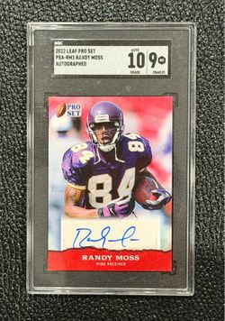 2022 Leaf Pro Set PSA-RM1 Randy Moss Autographed. Auto graded a SGC 10 Card Graded a 9