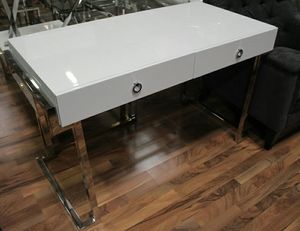 New And Used Desk For Sale Offerup