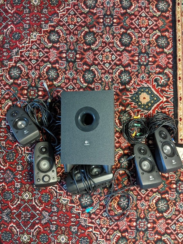 Logitech 5.1 Speaker System