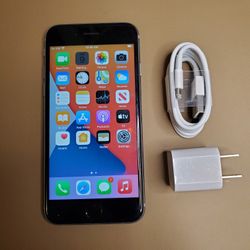 iPhone 6s - UNLOCKED - Like New  