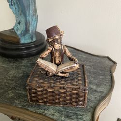 VTG Resin Monkey Reading Trinket Box Book Fez Hat Woven Basket 