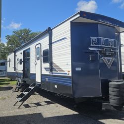 2 Bedroom 2 Full Bathroom Destination Trailer Under 50k For Sale 