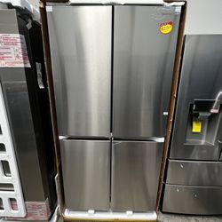 SAMSUNG COUNTERDEPTH FRIDGE
