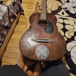 Guitar 