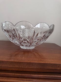Large Clear Crystal Cut Glass Bowl