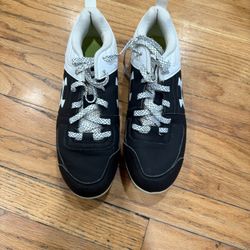 Under Amour 🥎 Cleats Size 5