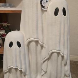 HTF Tiktok Viral White Cheesecloth Ghost Trio LED Light Up