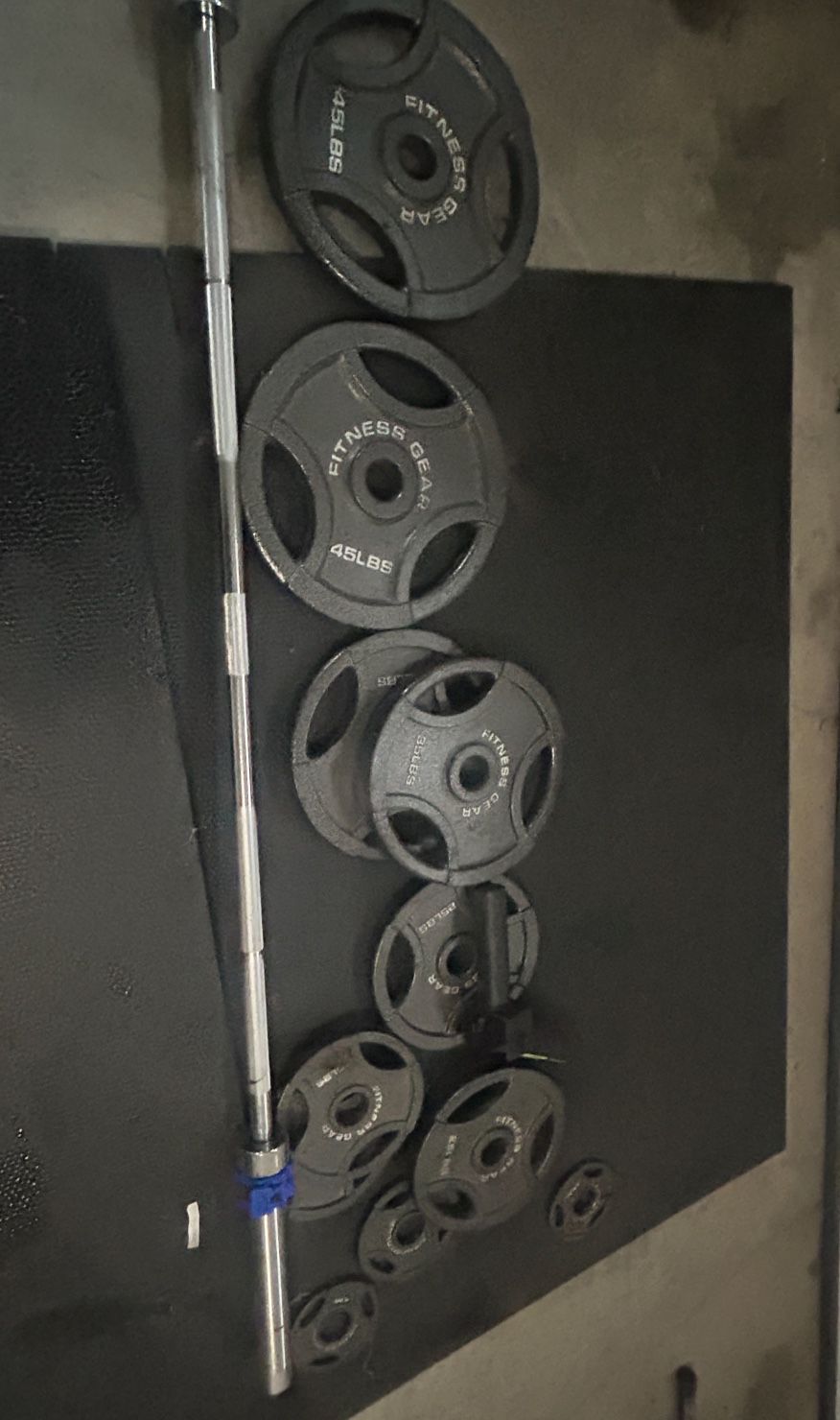 weights and weight bar for Sale in Hillsboro, OR OfferUp