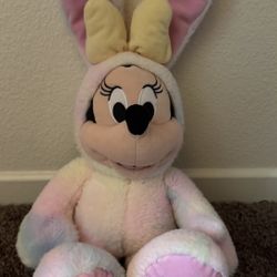 Minnie Mouse Stuffed Animal 