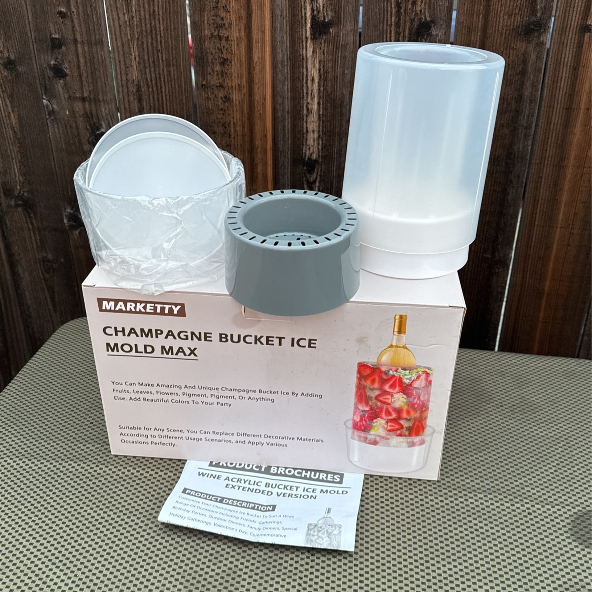 Champagne- Bucket -Ice