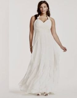 Davids Bridal Galina Halter Plus Size Wedding/Formal GownSz 24W for Sale  in San Antonio, TX - OfferUp
