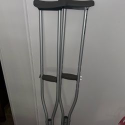 Medline  Crutches