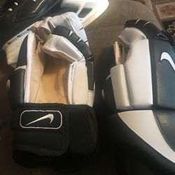Hockey Gloves