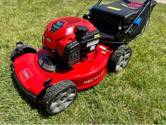 Recently Serviced Self Propelled Toro Recycler Lawnmower with the Smart-Stow Feature. Fairfield, CA