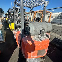 Toyota Propane Forklift 5000 lbs
