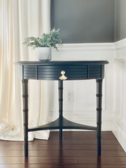 Vintage LANE Mid Century Solid Wood Side / Foyer Table