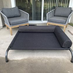 New! Pet Fusion Outdoor XL Dog Bed Elevated