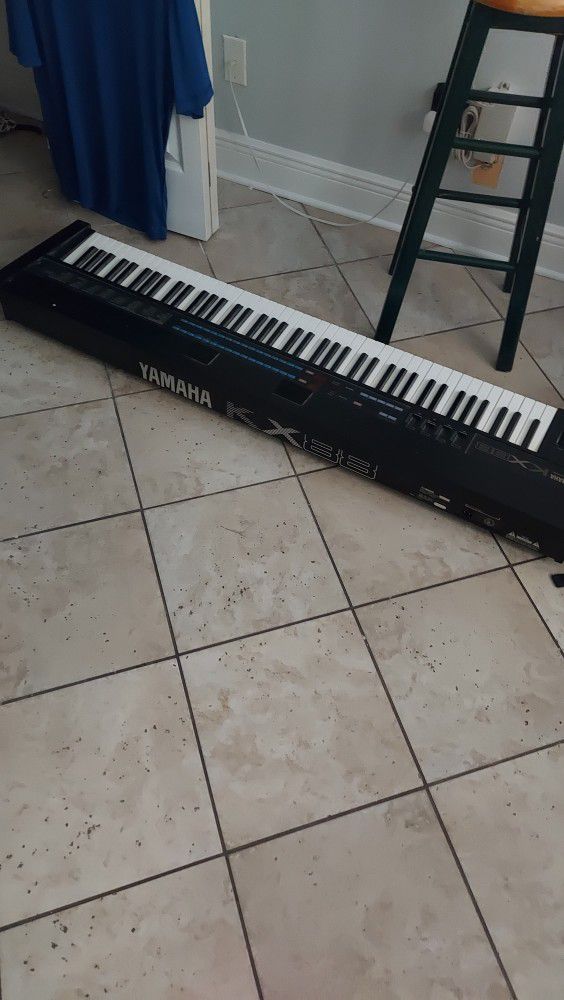 Yamaha Kx88 Keyboard / Piano
