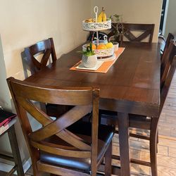 Dinning Table and Chairs