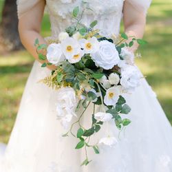 Ling’s Moment Bridal Bouquet