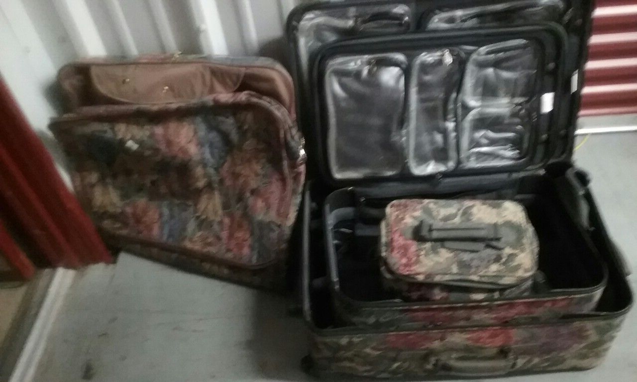 4 piece Luggage set