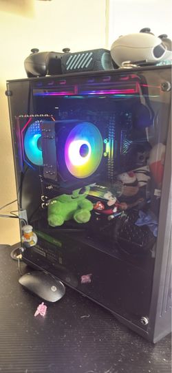 Compact ITX Gaming PC - Intel i7-9700K / RTX 3070 / 32GB RAM / 1TB SSD / 750W PSU / Liquid Cooling