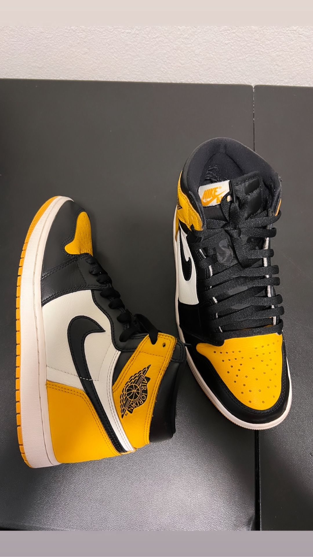 Jordan 1s Size 9