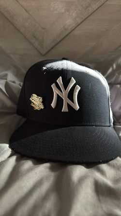 New York Yankees new era SnapBack with 1999world series pin