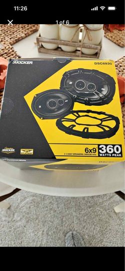 New Kicker DSC6930 6x9 3-Way Car Speakers in box