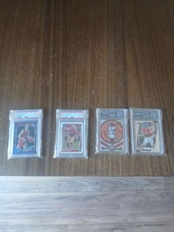 Small graded card lot