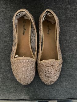 Women’s Shoes
