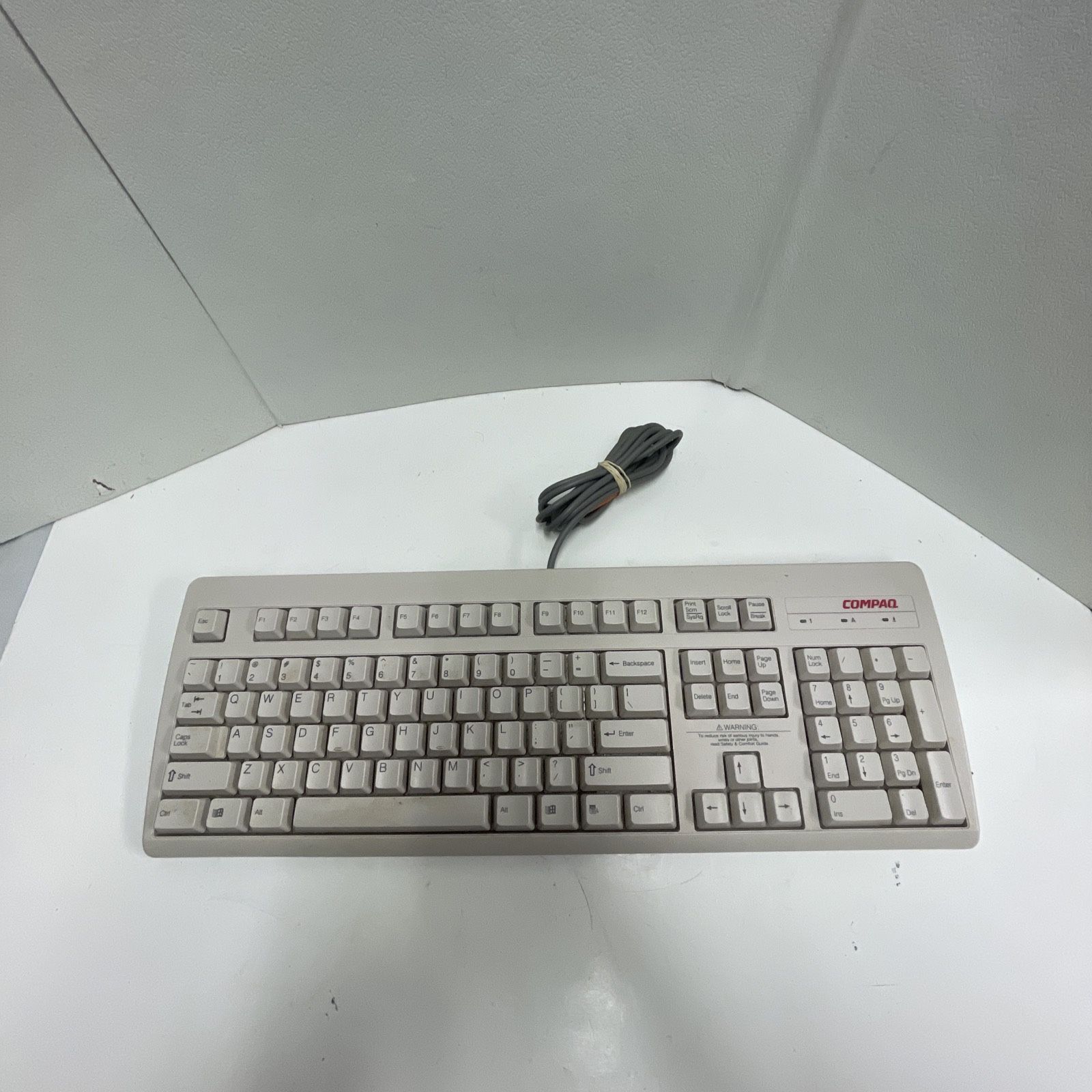 Vintage Compaq Keyboard 286220-003 304286-003 Wired for Desktop Computer