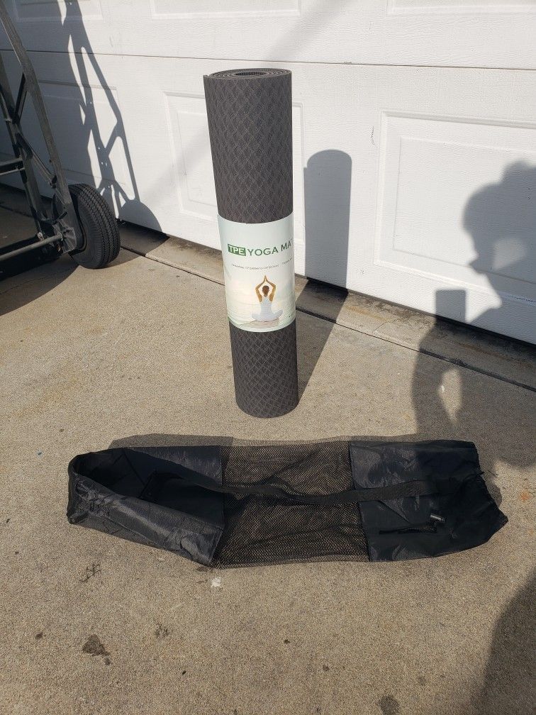 Yoga Mat With Carry Bag - New