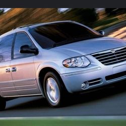 2007 Chrysler Town And Country For Parts