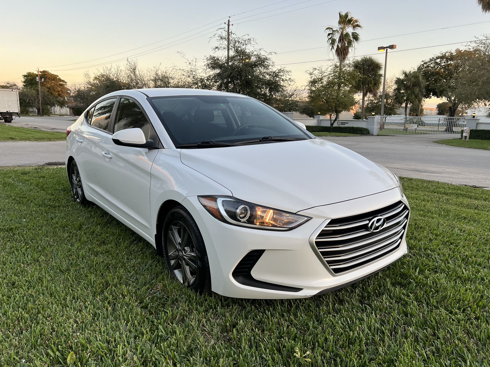 2018 Hyundai Elantra