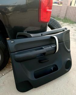 07-13 Silverado/Sierra Black Electric Door Panels