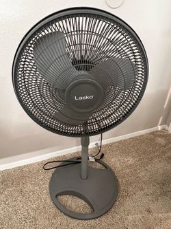 3 Speed Oscillating Pedestal Fan