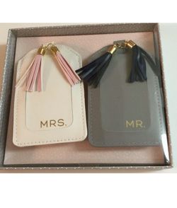 Brand new Mrs. & Mr. luggage tag set $7