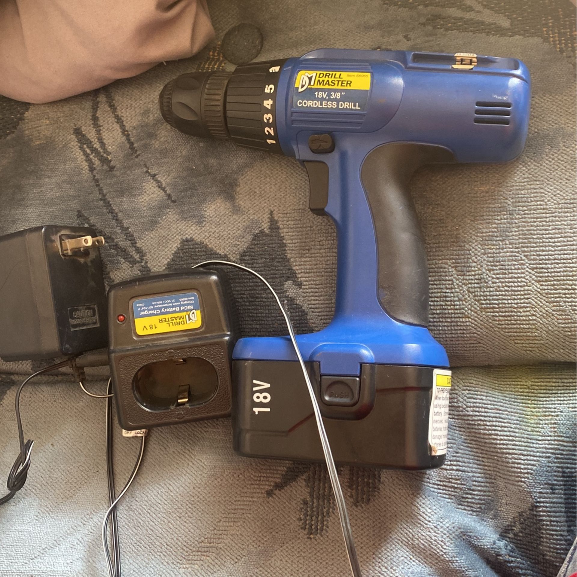 New Drill Master 18v 3/8 Cordless Drill