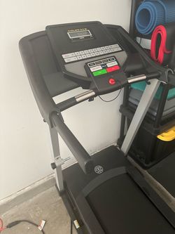 Golds Gym Air Stride Plus Treadmill