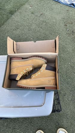 Timberland premium 6 inch (BRAND NEW)