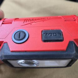 Milwaukee Rechargeable Light