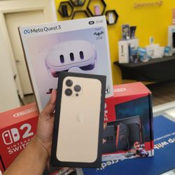 Apple iPhone 13 Pro Max  unlocked any career 