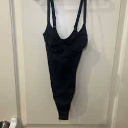 Skims Shape wear/ Bodysuit Size xxs 