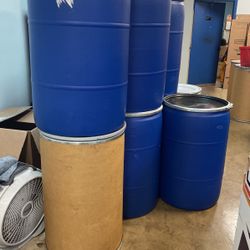 55gallon Plastic Barrels 