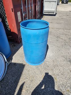 Drums, barrels ,barriles, tambos