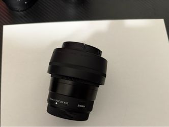 Sigma 30mm f1.4 lens - X mount