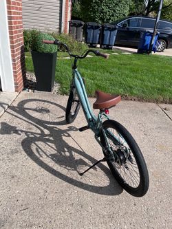 TREK Electra Townie Go! 7D Step-Thru eBike, Pedal Assist, Excellent, $650